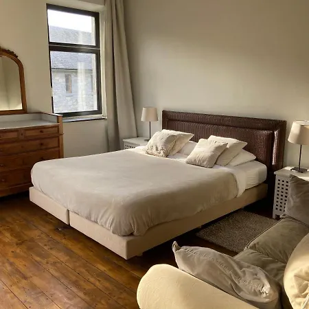 La Tete Dans Les Etoiles 펜션 더뷔